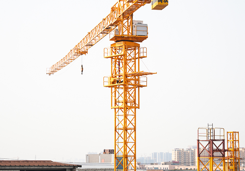 QTP63 (5610) Flat Head Tower Crane 6T JIB -pituus 56m